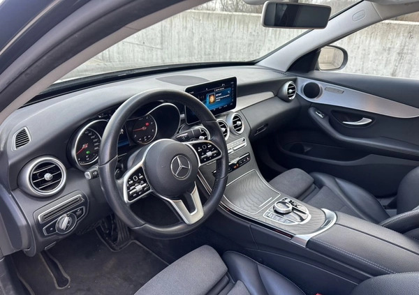 Mercedes-Benz Klasa C cena 84900 przebieg: 157000, rok produkcji 2020 z Gliwice małe 232